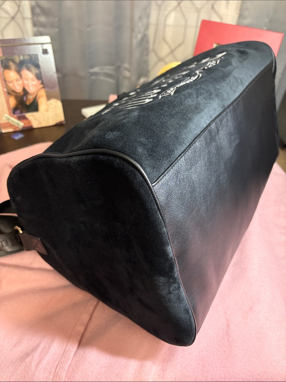 NWT Juicy Couture Black Velvet Weekender Boston Bag Adjustable Strap 19x10 - Picture 16 of 16